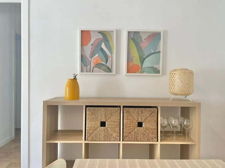 3 Habitaciones, Terraza Y A 200 Metros De La Playa Malaga Apartment