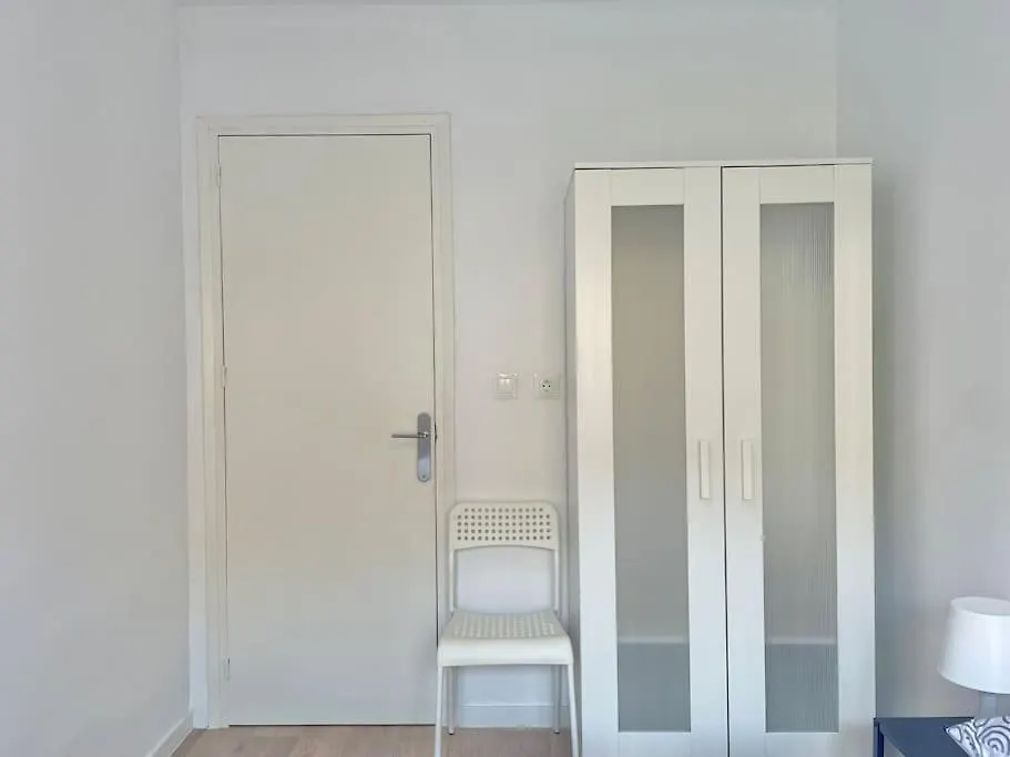 3 Habitaciones, Terraza Y A 200 Metros De La Playa Malaga Spain