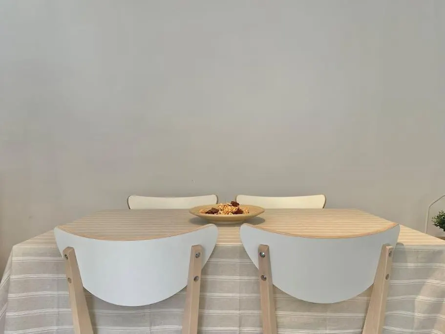 3 Habitaciones, Terraza Y A 200 Metros De La Playa 말라가 0*,